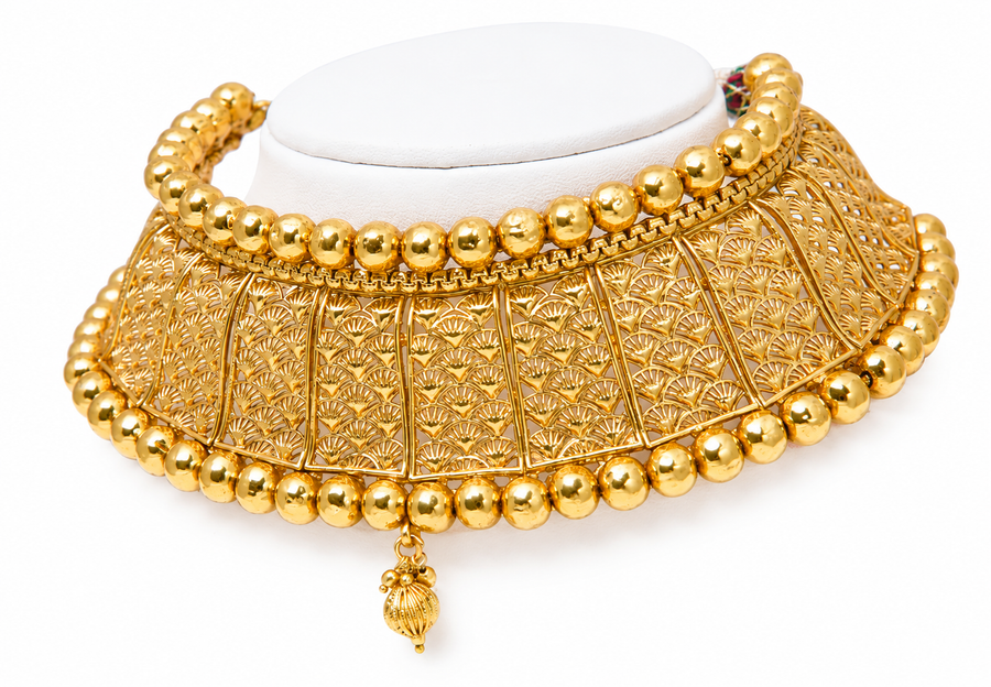 Choker Set with Earrings and Maang tikka