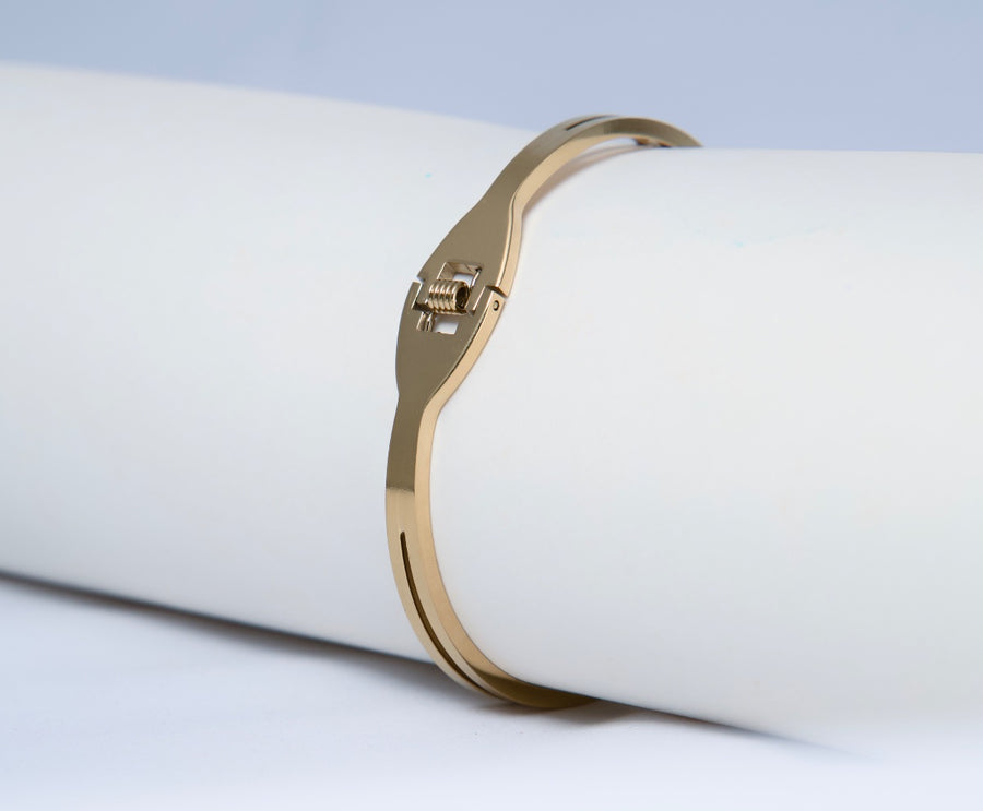 Gold American Diamond Solitaire Bangle Bracelet | Luxury CZ Adjustable Bracelet for Women