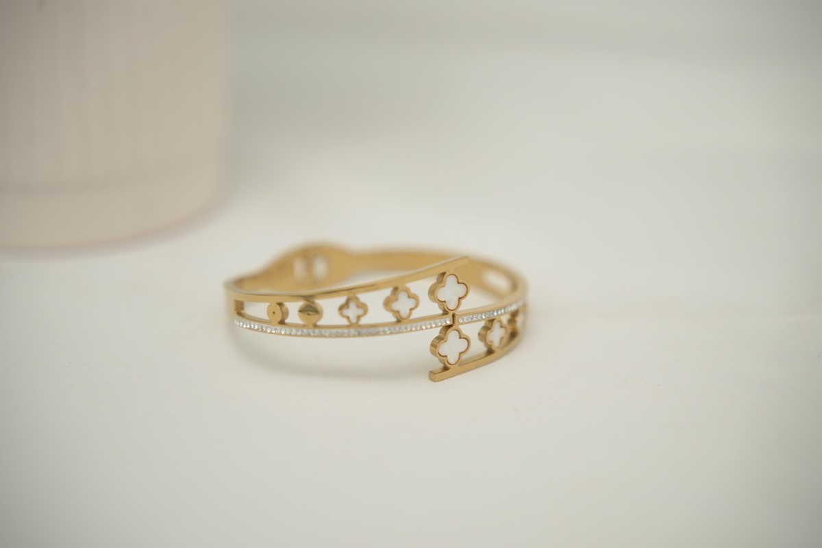 Clover open cuff Bracelet for Women view 2